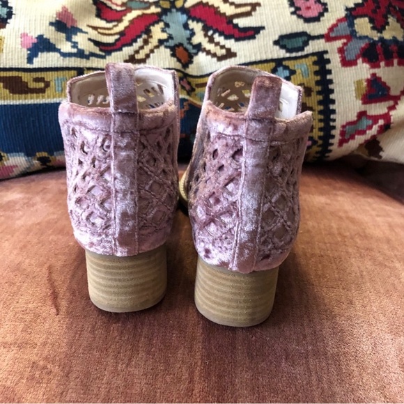 Jeffrey Campbell Taggart Anke Boot Pink - Picture 3 of 6